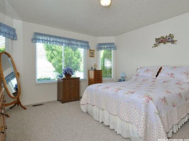 674 W 2275 N, Layton, UT 84041 — photo 10