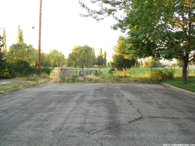 173 N Quincy Ave Ave E, Ogden, UT 84404 — photo 2