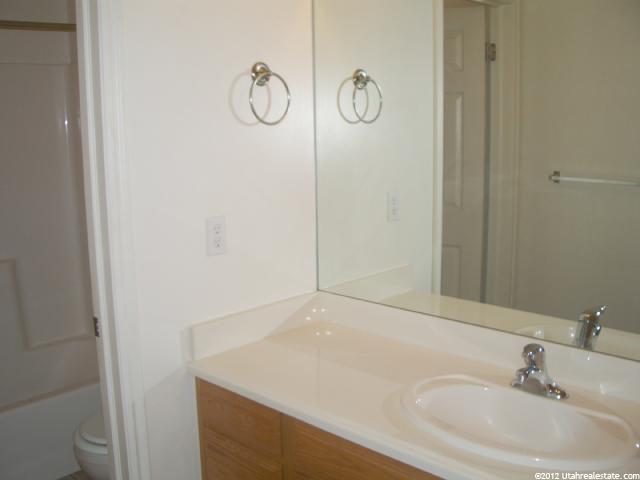 830 S 550 E #3-B, Clearfield, UT 84015 — photo 8
