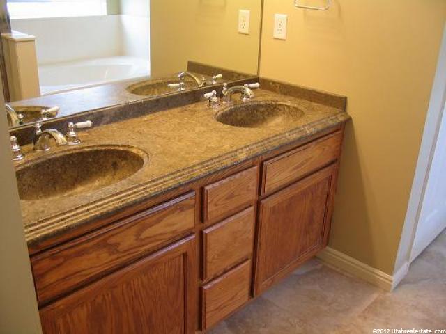 177 E Manilla S, Draper, UT 84020 — photo 9