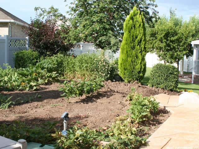 5258 S Winchester Ln E, South Ogden, UT 84403 — photo 10