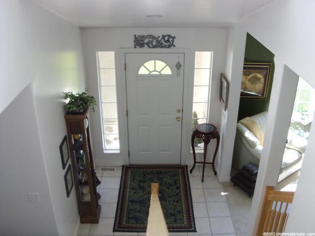 586 W 1300 N, West Bountiful, UT 84087 — photo 2
