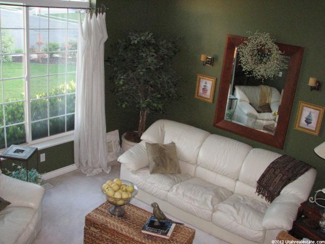 586 W 1300 N, West Bountiful, UT 84087 — photo 8