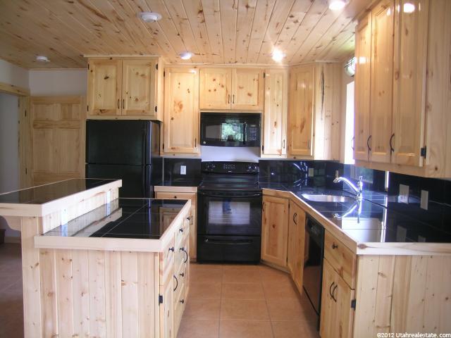 4590 N Moqui St W, Boulder, UT 84716 — photo 4