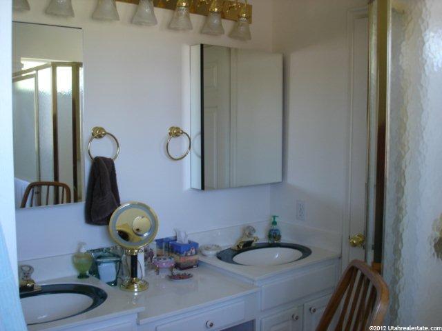 4452 W 950 N, West Warren, UT 84404 — photo 11