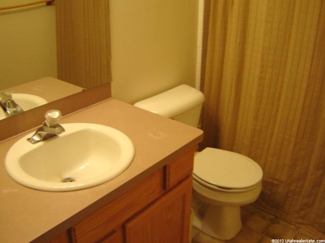 259 N 600 W, Layton, UT 84041 — photo 9