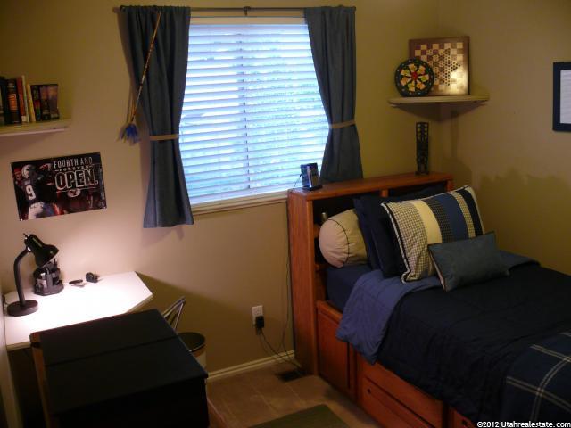 539 S 900 E, Layton, UT 84041 — photo 12
