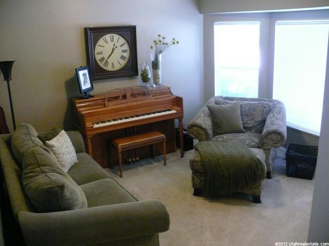 539 S 900 E, Layton, UT 84041 — photo 3