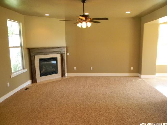 186 E 1600 S, Farmington, UT 84025 — photo 7