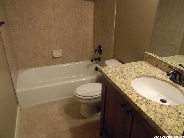 186 E 1600 S, Farmington, UT 84025 — photo 10