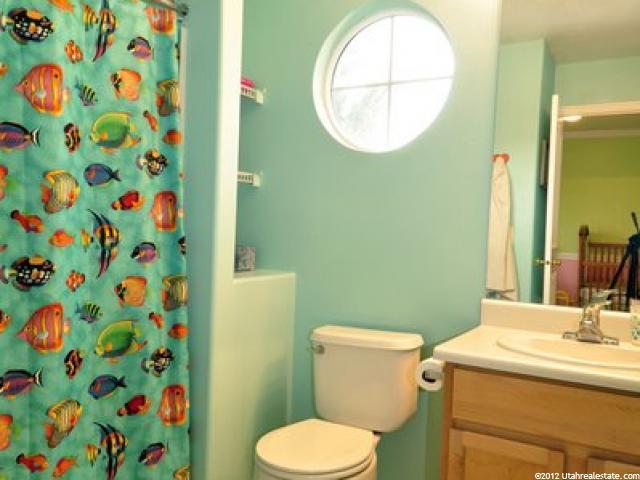 204 E Rockey Park Ln S, Draper, UT 84020 — photo 9