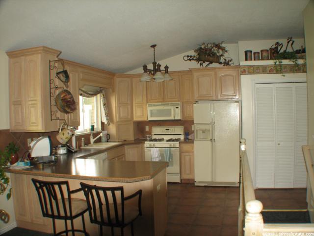 555 W 2350 S, Perry, UT 84302 — photo 6