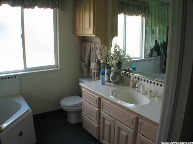 555 W 2350 S, Perry, UT 84302 — photo 8