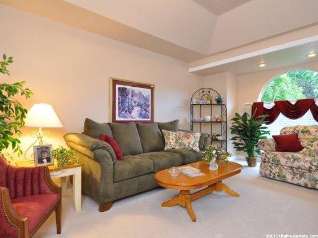 2048 E 200 S, Layton, UT 84040 — photo 3