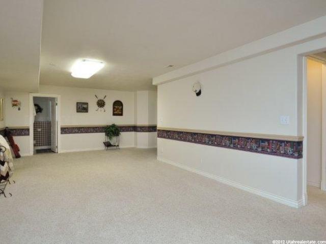 2048 E 200 S, Layton, UT 84040 — photo 10