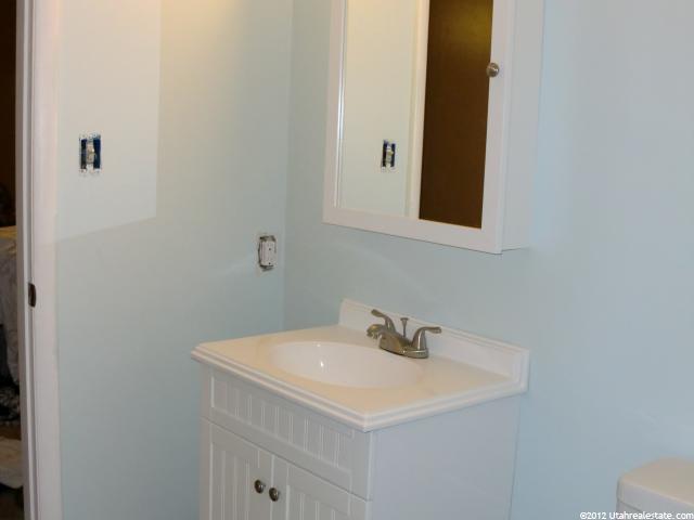 526 E 400 N, Brigham City, UT 84302 — photo 5