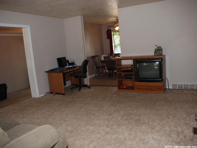 504 W 2400 S, Perry, UT 84302 — photo 5