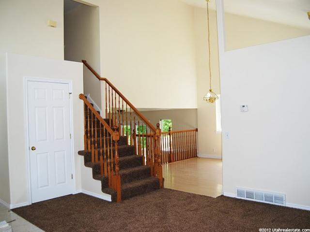 2041 N 750 W, Clinton, UT 84015 — photo 8