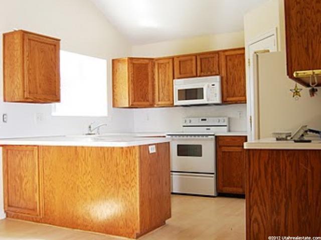 2041 N 750 W, Clinton, UT 84015 — photo 9
