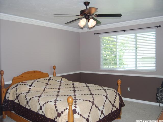 238 W 1350 N, Centerville, UT 84014 — photo 7