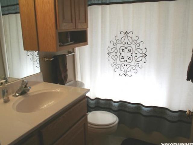 5267 S 935 E, Murray, UT 84117 — photo 5