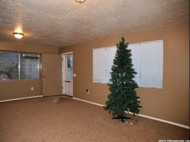 8847 S 40 E, Sandy, UT 84070 — photo 2