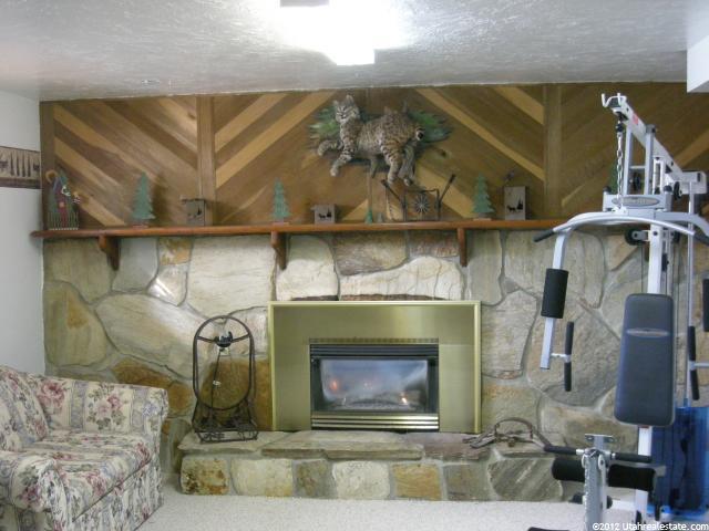 73 S 300 E, Moroni, UT 84646 — photo 11