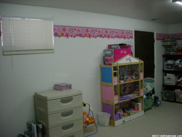 73 S 300 E, Moroni, UT 84646 — photo 8