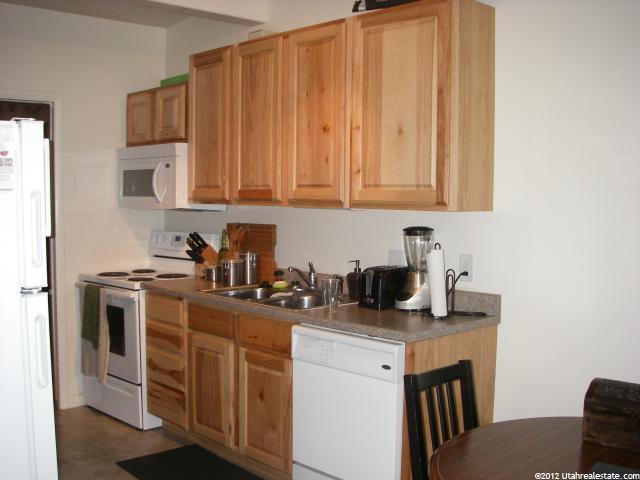 68 N 200 W, Bountiful, UT 84010 — photo 3