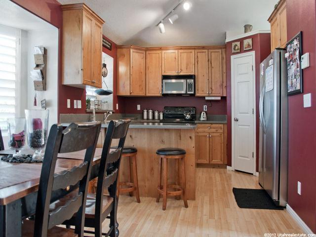 1969 N 25 E, Layton, UT 84041 — photo 9
