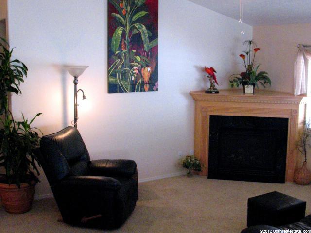 1538 N 2400 W, Clinton, UT 84015 — photo 4