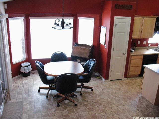 1538 N 2400 W, Clinton, UT 84015 — photo 6
