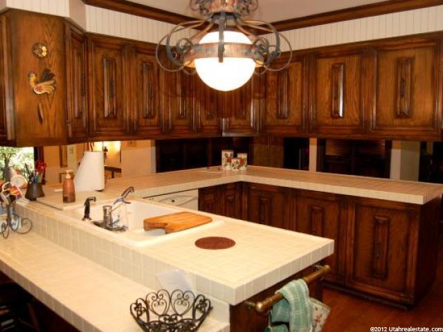 4020 Ross Dr, Ogden, UT 84403 — photo 2