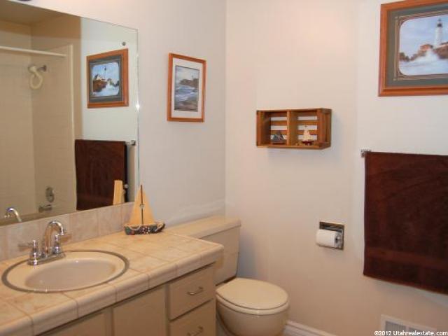 295 E 3250 N, North Ogden, UT 84414 — photo 11