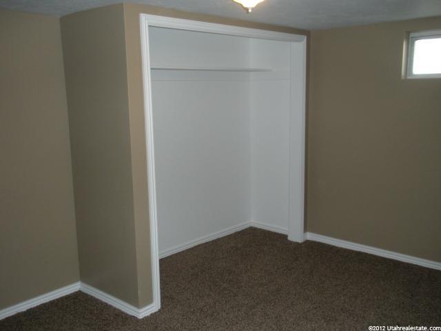 135 E North Lakeview Dr N, Clearfield, UT 84015 — photo 3