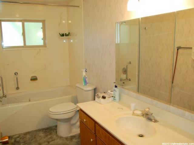981 E Oakmont Rd, Kaysville, UT 84037 — photo 8