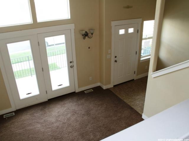 8972 S Heights Dr, Sandy, UT 84094 — photo 2