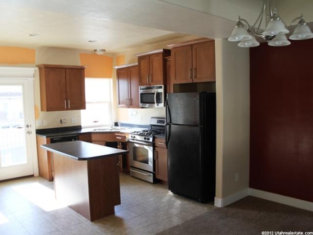 8972 S Heights Dr, Sandy, UT 84094 — photo 3