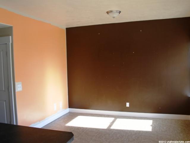 8972 S Heights Dr, Sandy, UT 84094 — photo 7