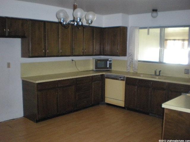 2390 W 3300 S, West Haven, UT 84401 — photo 3