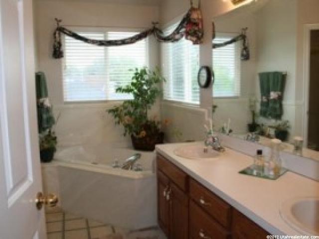 43 E 475 S, Kaysville, UT 84037 — photo 5