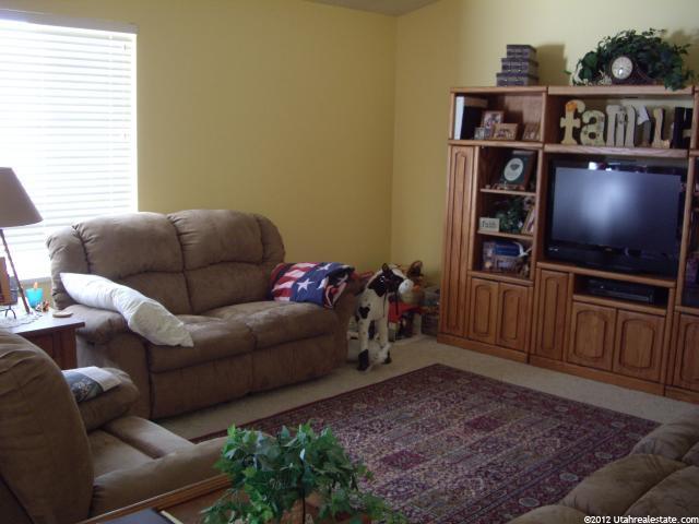2797 W 2100 N, Clinton, UT 84015 — photo 5