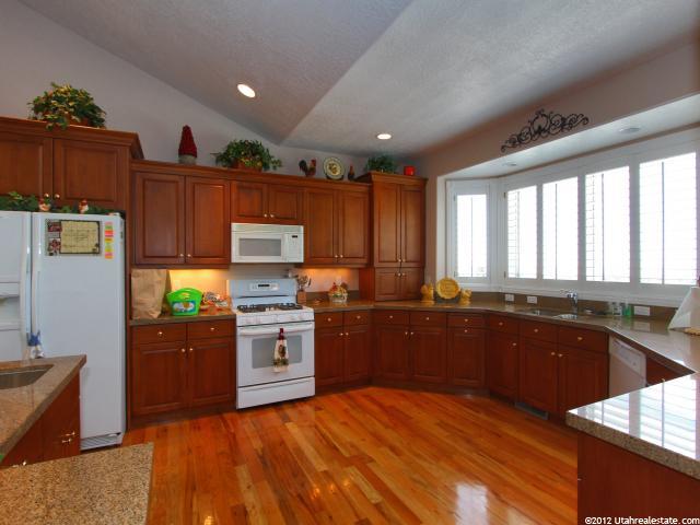 2935 S 175 E, Bountiful, UT 84010 — photo 4