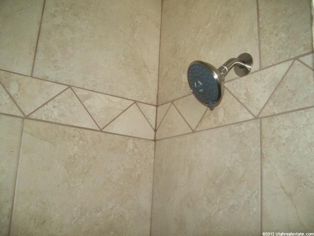 5179 S 100 E, Washington Terrace, UT 84405 — photo 9