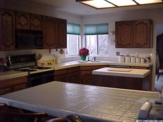 1775 E 2100 N, Layton, UT 84040 — photo 8