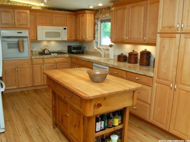 1670 E Merribee Way, Holladay, UT 84121 — photo 2