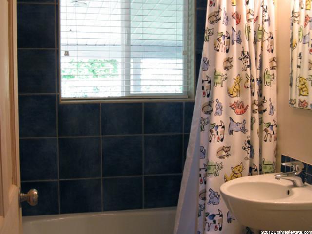 336 W 325 S, Bountiful, UT 84010 — photo 11