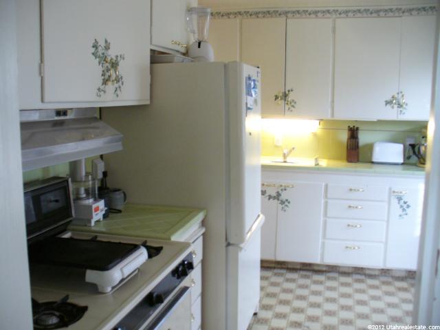 2093 S Penman Ln E, Bountiful, UT 84010 — photo 5