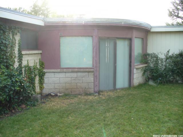 2093 S Penman Ln E, Bountiful, UT 84010 — photo 10