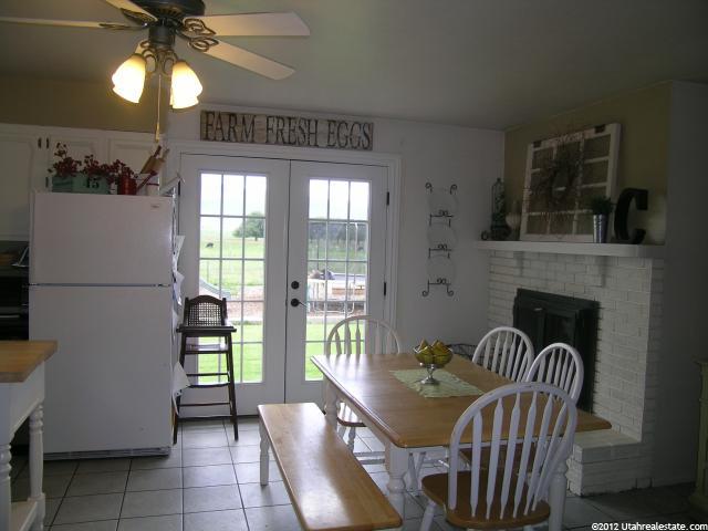 33 S 200 E, Loa, UT 84747 — photo 8